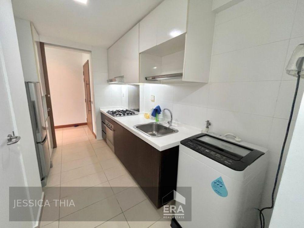 Prop-GPT: Condominium: D16  Waterfront Waves