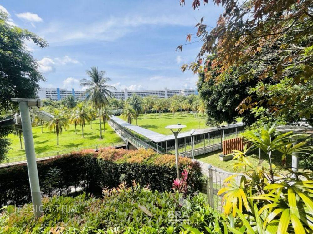 Waterfront Waves, Generous 2 Rms, Balcony, 1 Household Shelter, Mrt