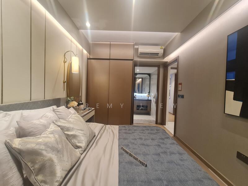 Prop-GPT: Condominium: D16 Bayshore Sceneca Residence