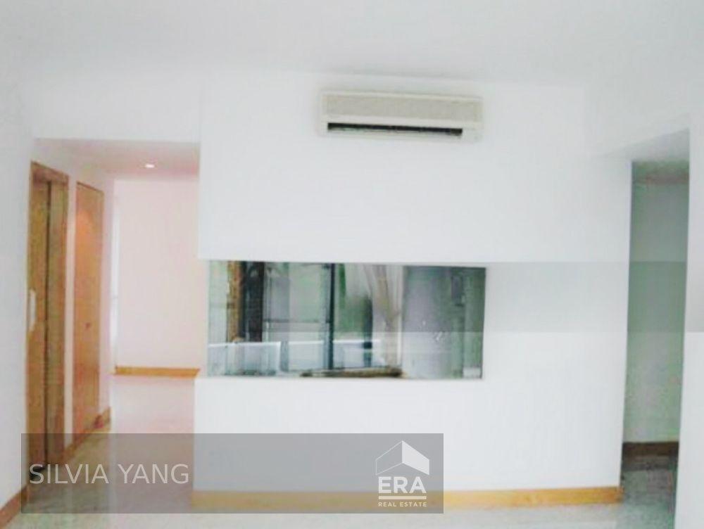 Spacious 3 Beds, Next to Mrt