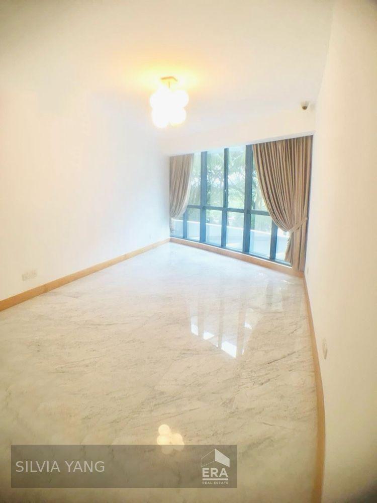 Spacious 3 Beds, Next to Mrt