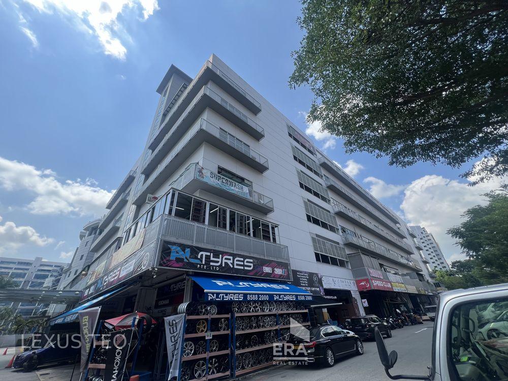 Well Sized 797sqft High Floor B1 Industrial for Sale!