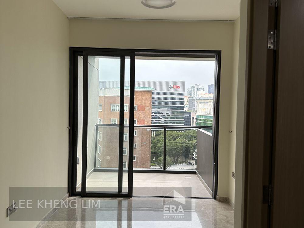 For Sale With Tenancy One Bedroom and Study