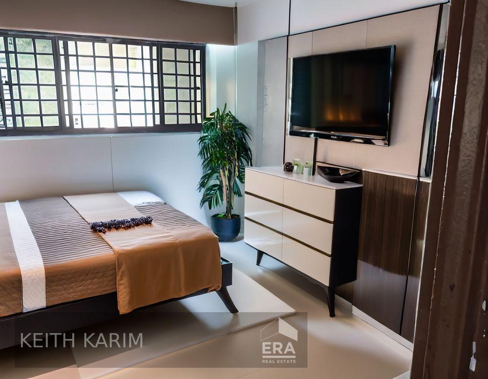 High Floor, Quiet, Breezy & Great View! Original Condition Open to All