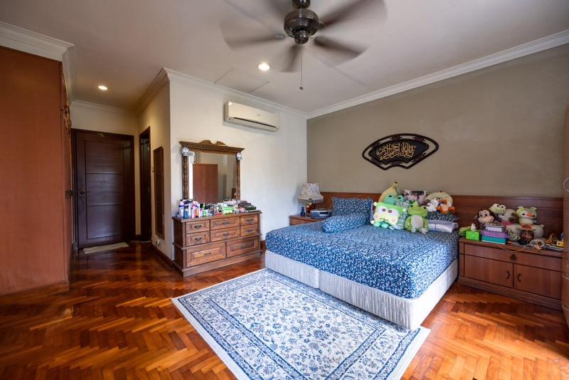 Park Villas Terraced House For Sale, $2,897,000, 6 Bed 5 Bath 2,300 sqft $1,794.00 psf