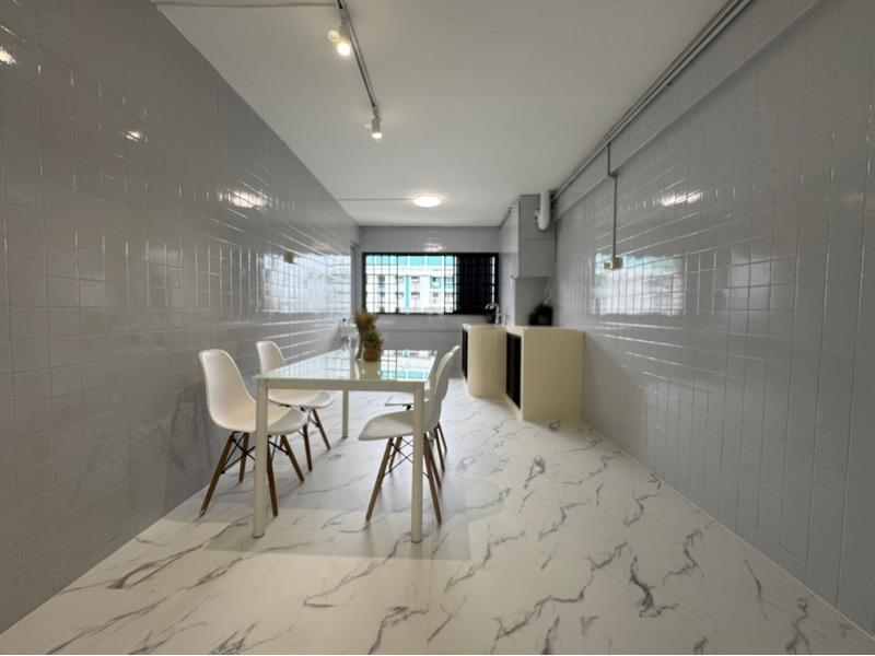 542 Bedok North Street 3 HDB Apartment For Sale, $439,800, 2 Bed 2 Bath 721 sqft $610.00 psf