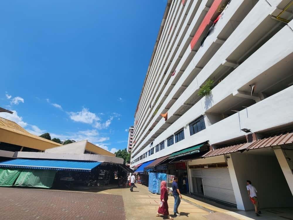 Prop-GPT: HDB Apartment: D15 Amber Road 10 Haig Road