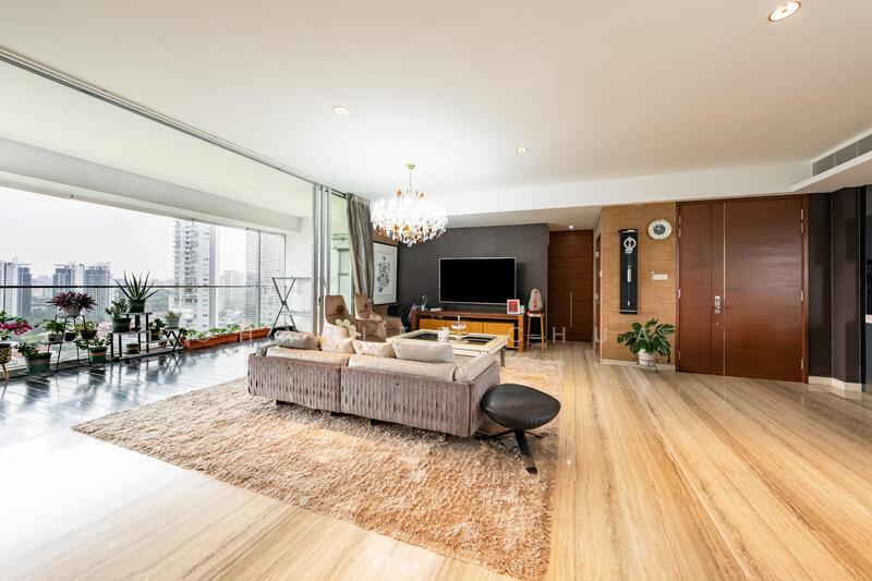 Prop-GPT: Condominium: D09 Orchard The Orchard Residences
