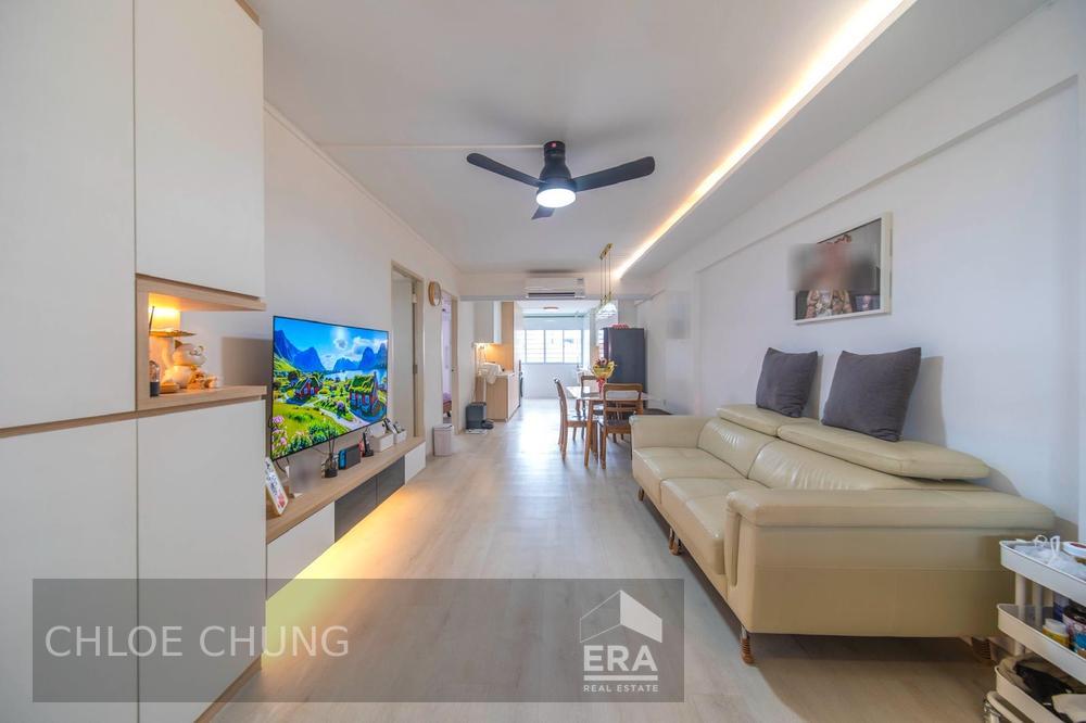 Well Renovated 3 Room for Sale!