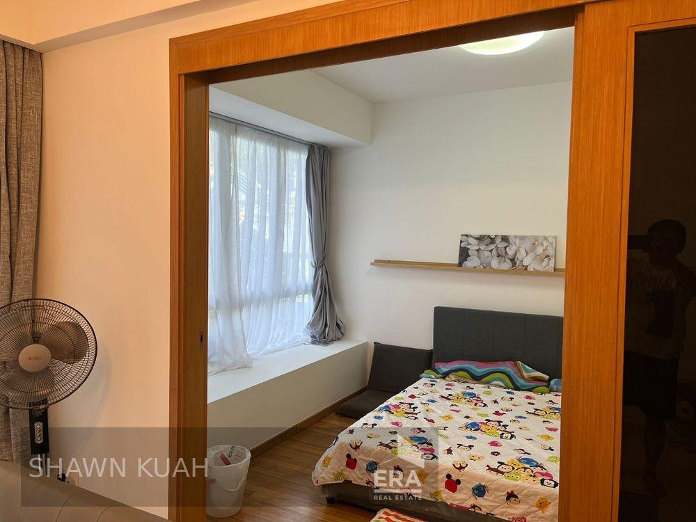 Centrally Located Within Walking Distance to 4 Mrt Stations