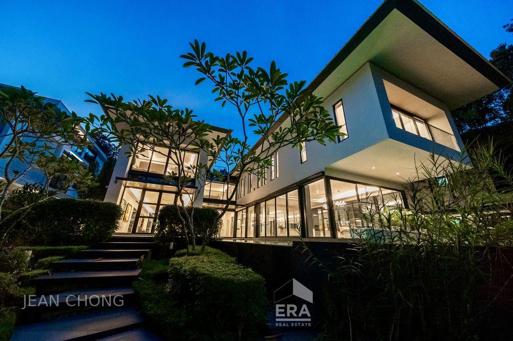 A Rare Masterpiece Within District 10’s Prestigious Gcb Enclave!: D10 Holland Bungalow | Prop-GPT the AI-Powered Property Guru