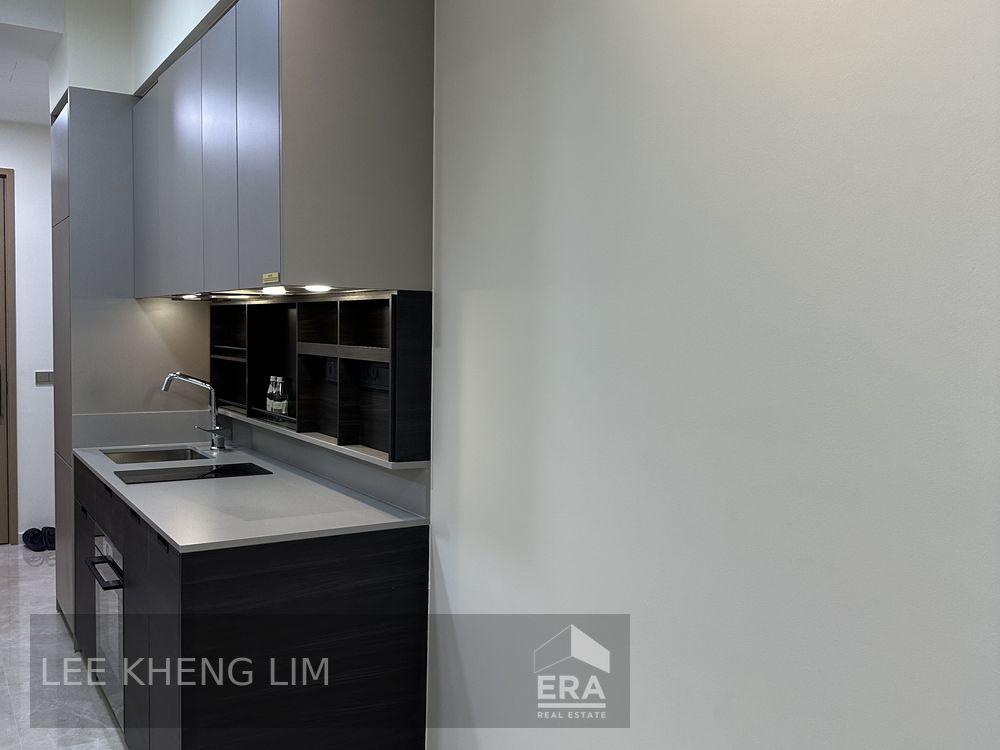 For Sale With Tenancy One Bedroom and Study