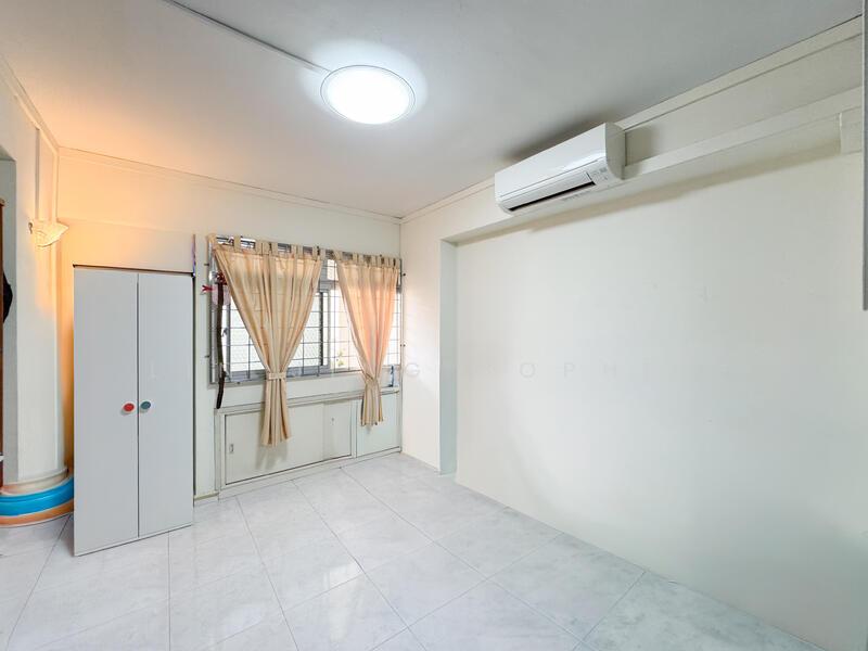 330 Tampines Street 32