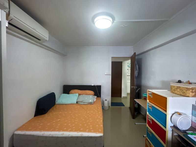 110 Jurong East Street 13 HDB Apartment For Sale, $460,000, 2 Bed 2 Bath 731 sqft $629.00 psf