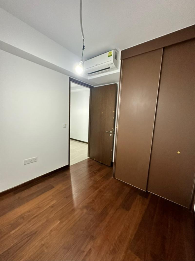 Normanton Park Condominium For Sale, $1,549,888, 3 Bed 1 Bath 667 sqft $2,324.00 psf