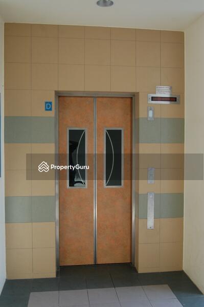 294 Tampines Street 22