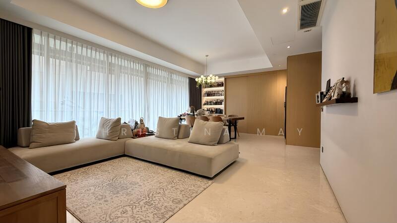 Prop-GPT: Condominium: D09 Cairnhill Scotts Highpark