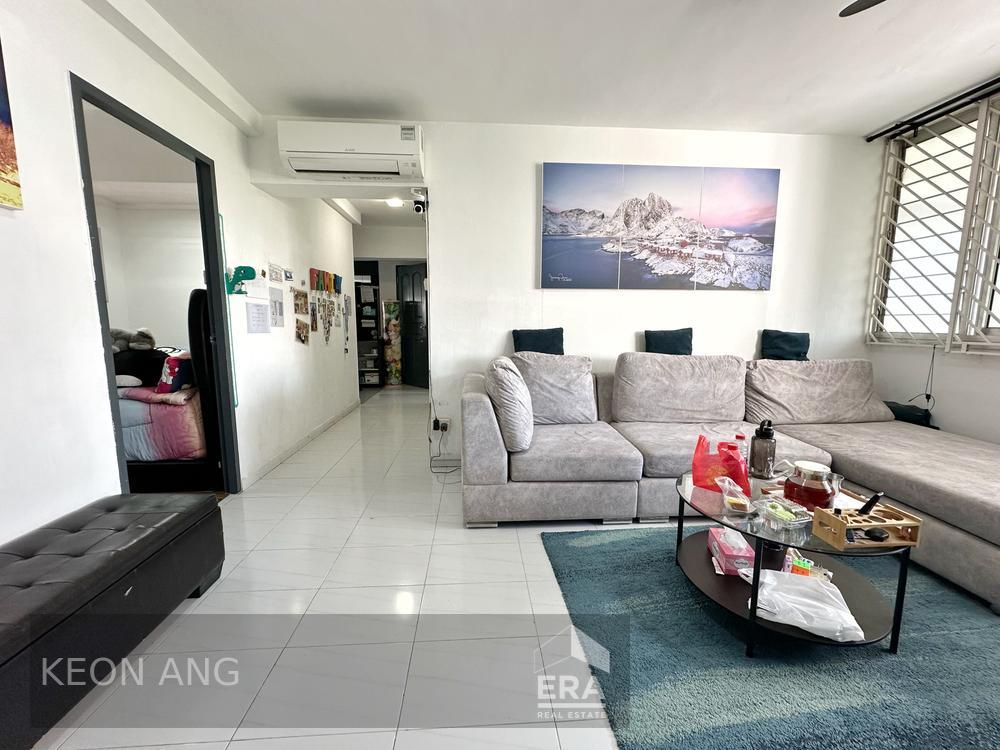 Prop-GPT: HDB - 3 room: D19 Serangoon 420 Serangoon Central