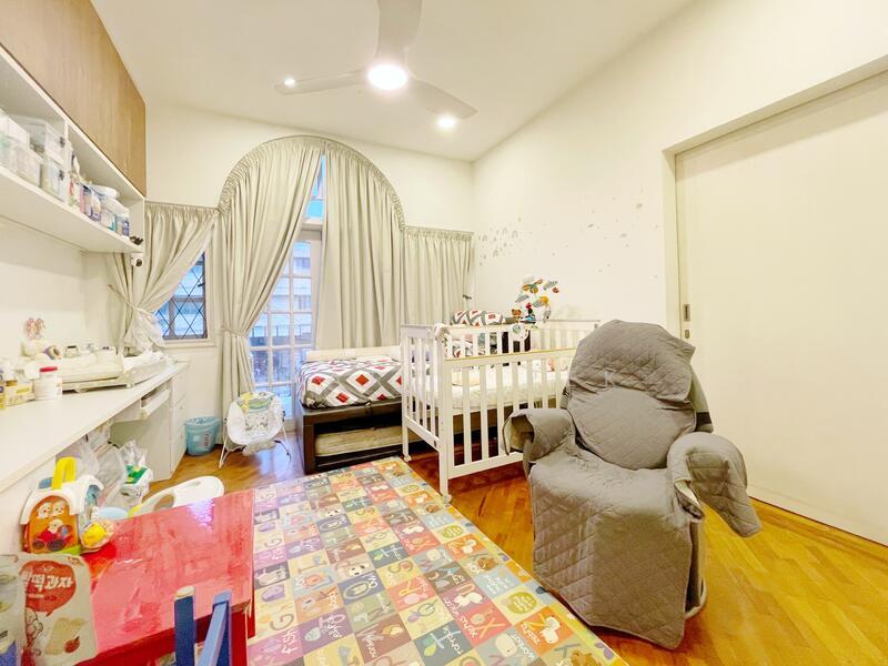 2-Storey Detached along Palm Drive  Rarely Available with Wide Frontage