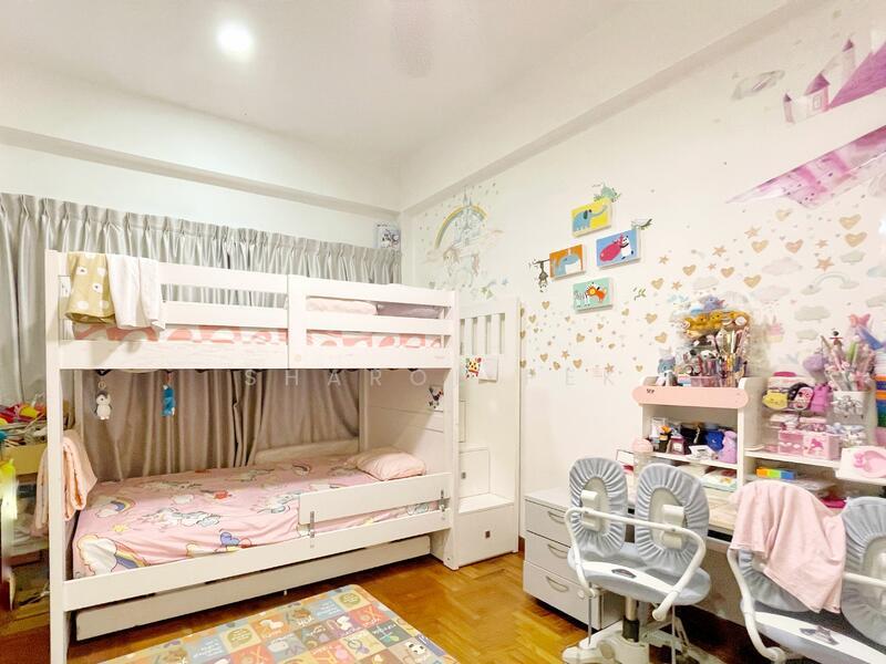 2-Storey Detached along Palm Drive  Rarely Available with Wide Frontage