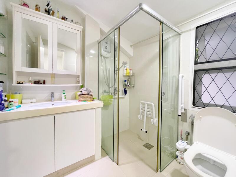 2-Storey Detached along Palm Drive  Rarely Available with Wide Frontage