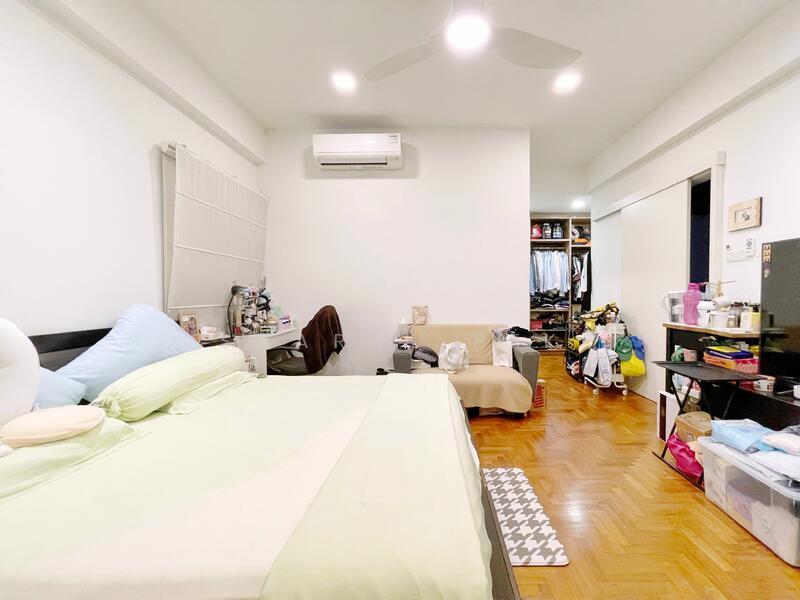 2-Storey Detached along Palm Drive  Rarely Available with Wide Frontage