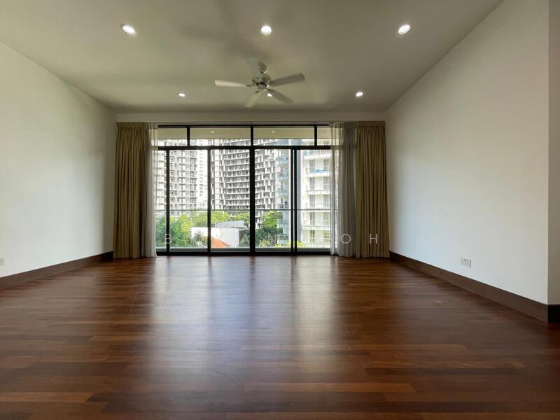 Prop-GPT: Condominium: D09  The Paterson