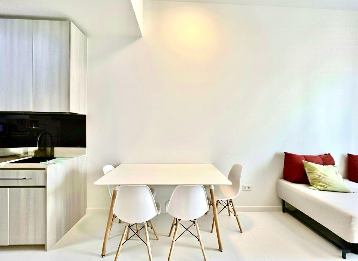 Nyon Condominium For Sale, $1,150,000, 1 Bed 1 Bath 484 sqft $2,376.00 psf