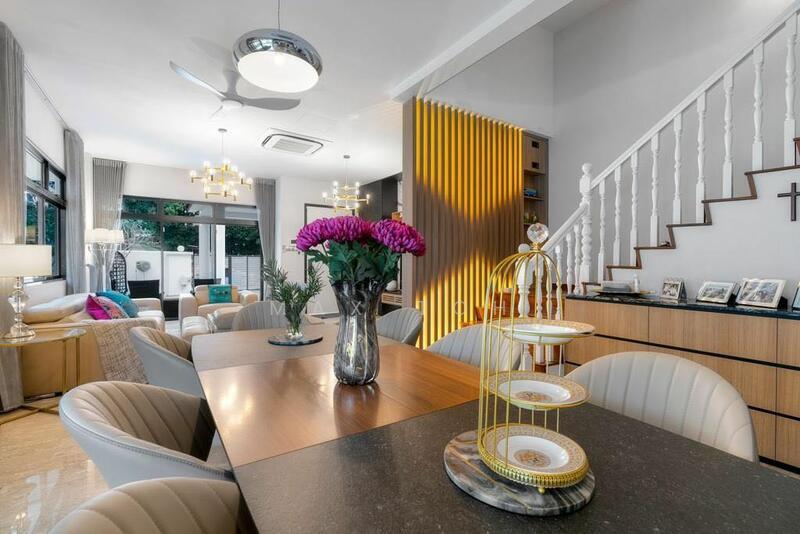 Prop-GPT: Corner Terrace: D21 Clementi Road LANDED7772 @ D21 ALMOST BRAND NEW 3 STOREY CORNER TERRACE