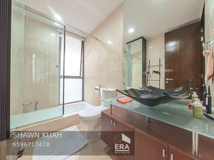 Freehold at River Valley. Mins Walk to Somerset and Great World Mrt