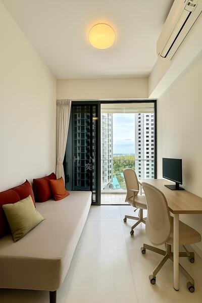 Prop-GPT: Condominium: D15  Nyon