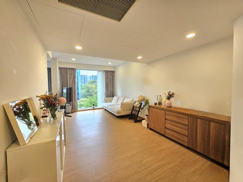 Prop-GPT: Condominium: D09 Cairnhill Vida