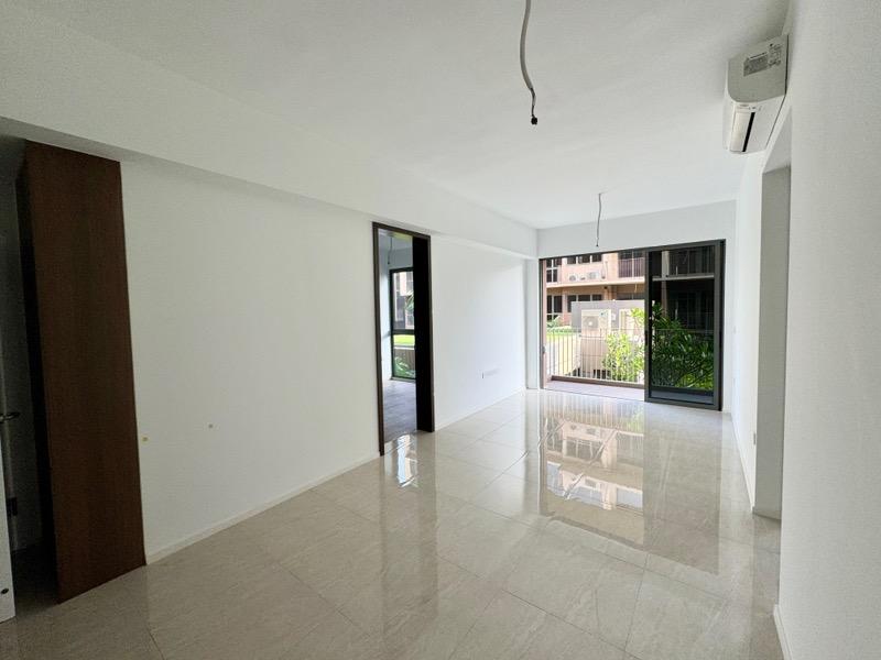 Prop-GPT: Condominium: D27 Yishun The Watergardens at Canberra