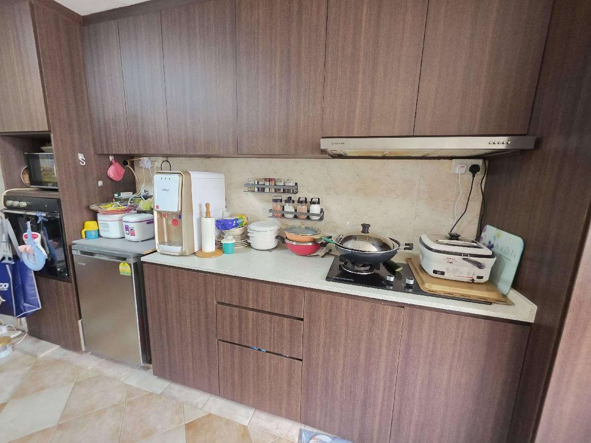 811 Tampines Avenue 4 HDB Apartment For Sale, $600,000, 3 Bed 2 Bath 980 sqft $612.00 psf