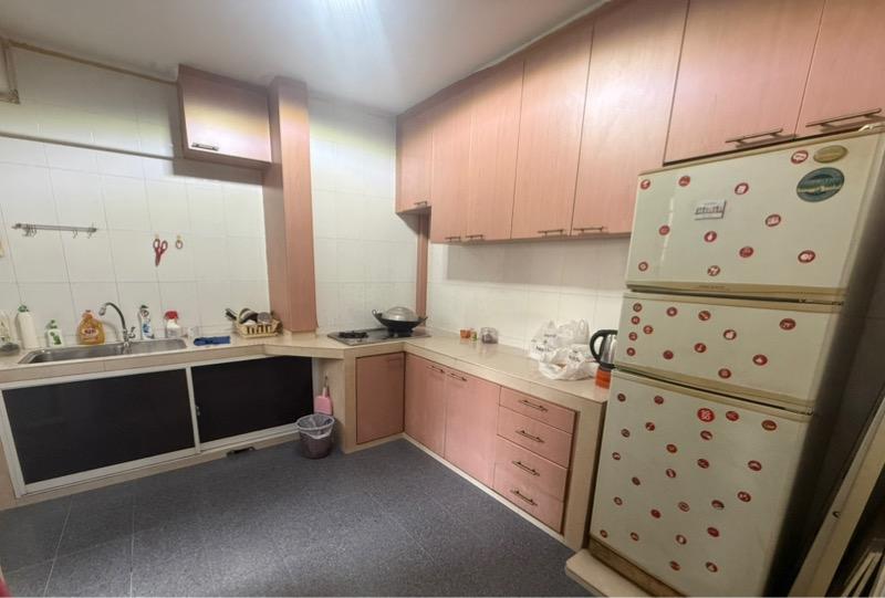 635 Veerasamy Road HDB Apartment For Sale, $580,000, 2 Bed 2 Bath 775 sqft $748.00 psf