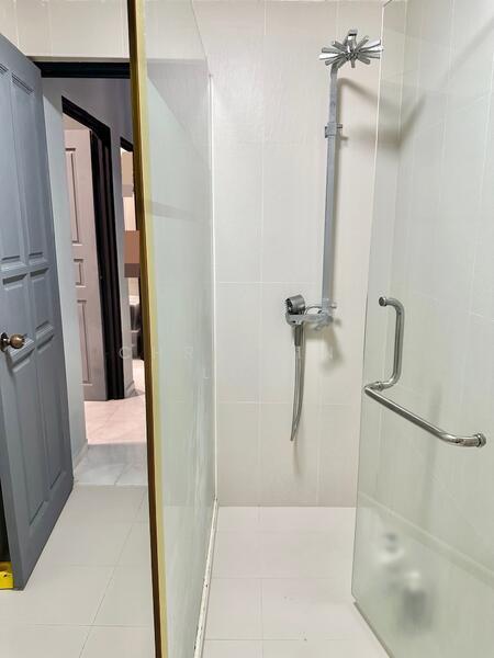 D18 Renovated 2-storey SemiD 999yr Walk to Pasir Ris Beach/Elias Mall/MRT