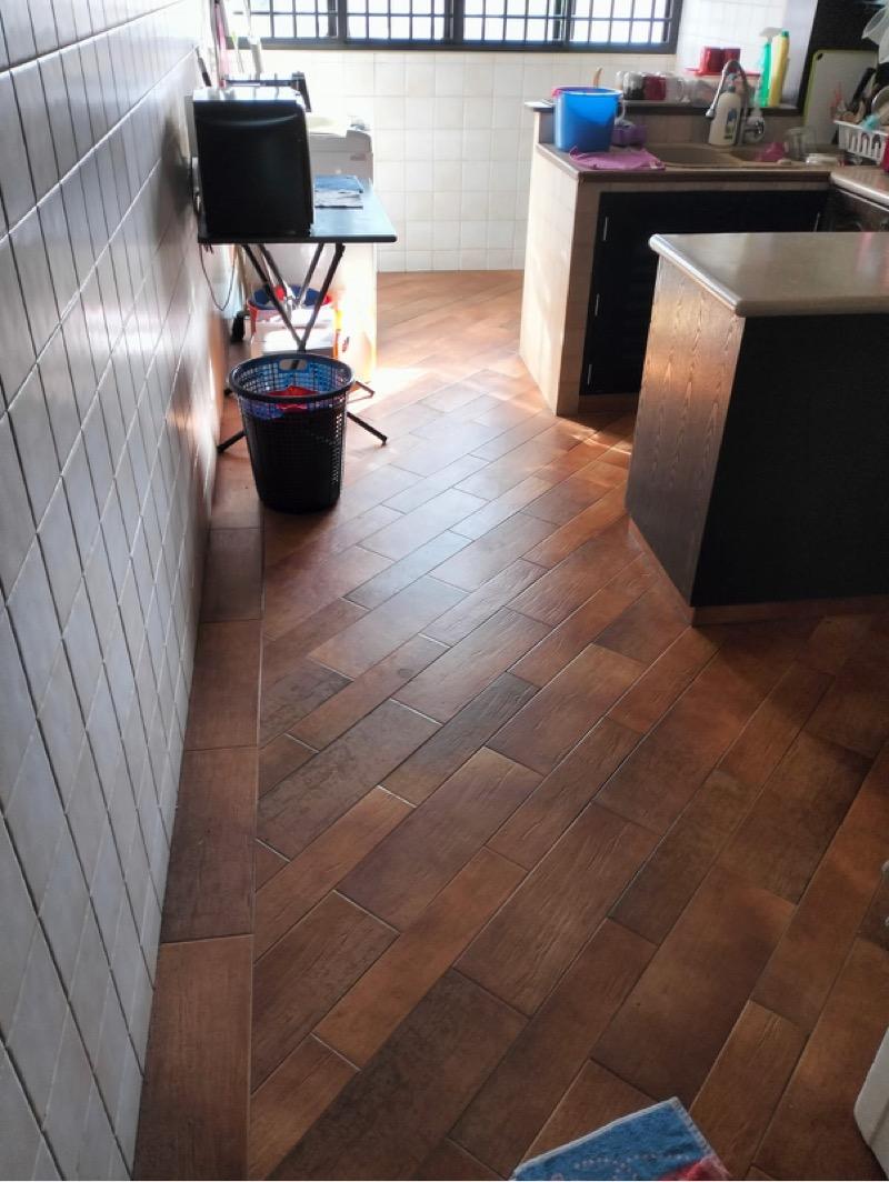 206 Jurong East Street 21 HDB Apartment For Sale, $430,000, 2 Bed 2 Bath 721 sqft $596.00 psf