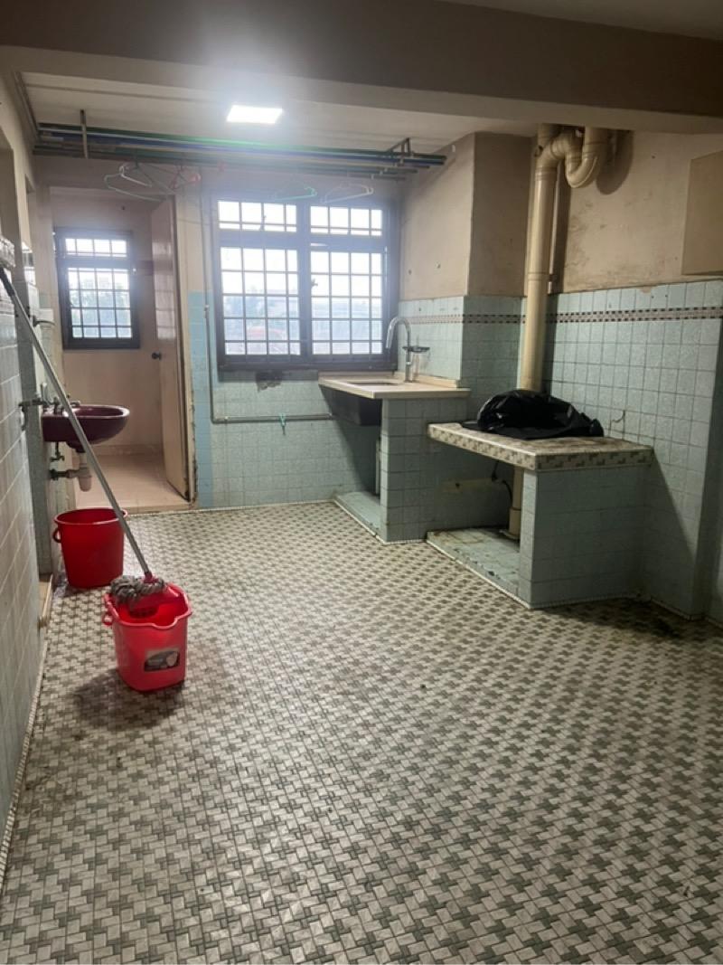 Prop-GPT: HDB Apartment: D14 Geylang 16 Upper Boon Keng Road