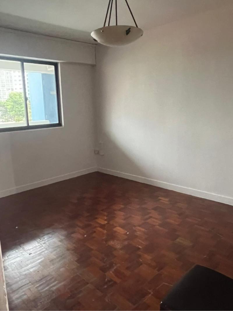 16 Upper Boon Keng Road HDB Apartment For Sale, $385,000, 2 Bed 1 Bath 688 sqft $560.00 psf