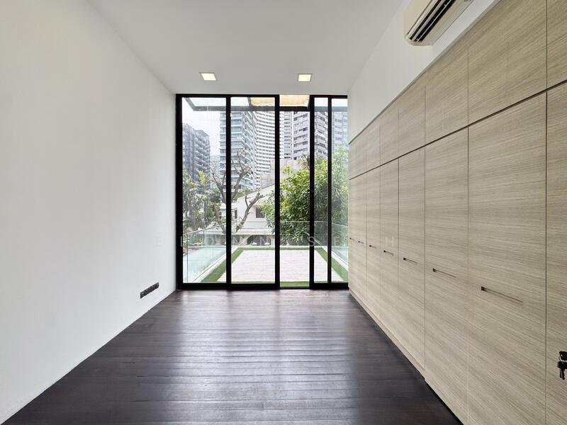 Rare Newly Rebuilt Freehold Landed in Prime Area Orchard