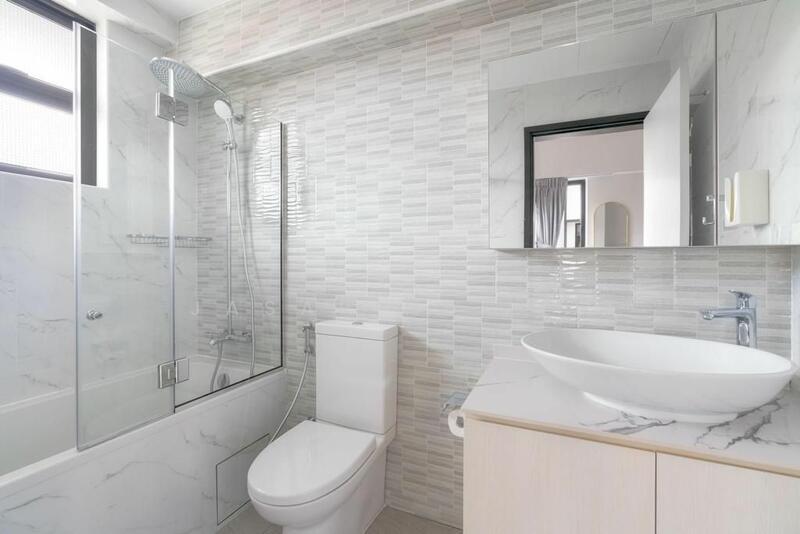 LANDED7772 @ Renovated 3-Storey Corner Terrace with Pool