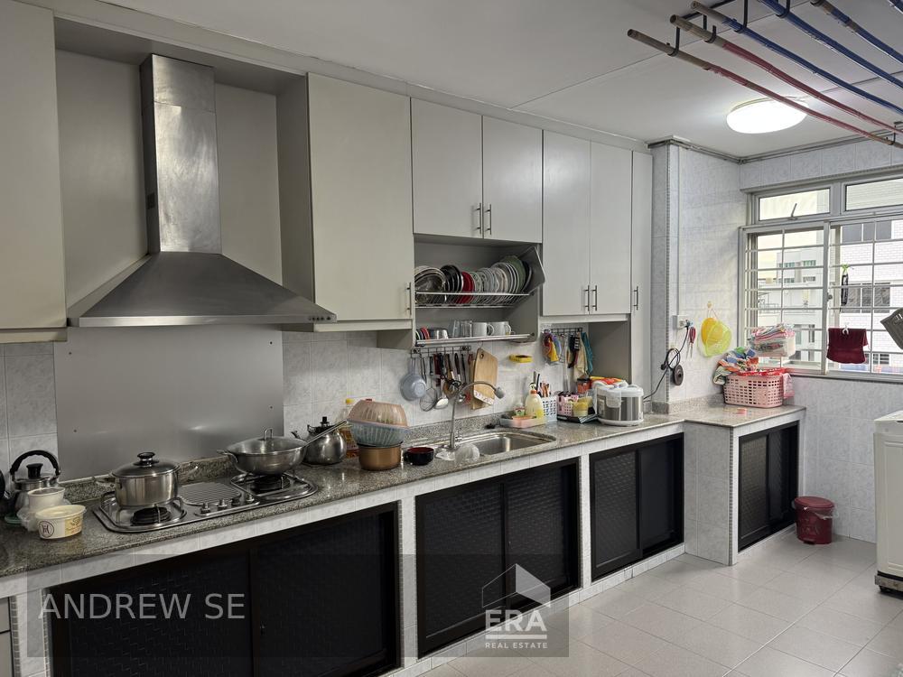 Rare High Floor 4a Model 1119sqf 3bedroom 2 Bathrms 650k to Close Only