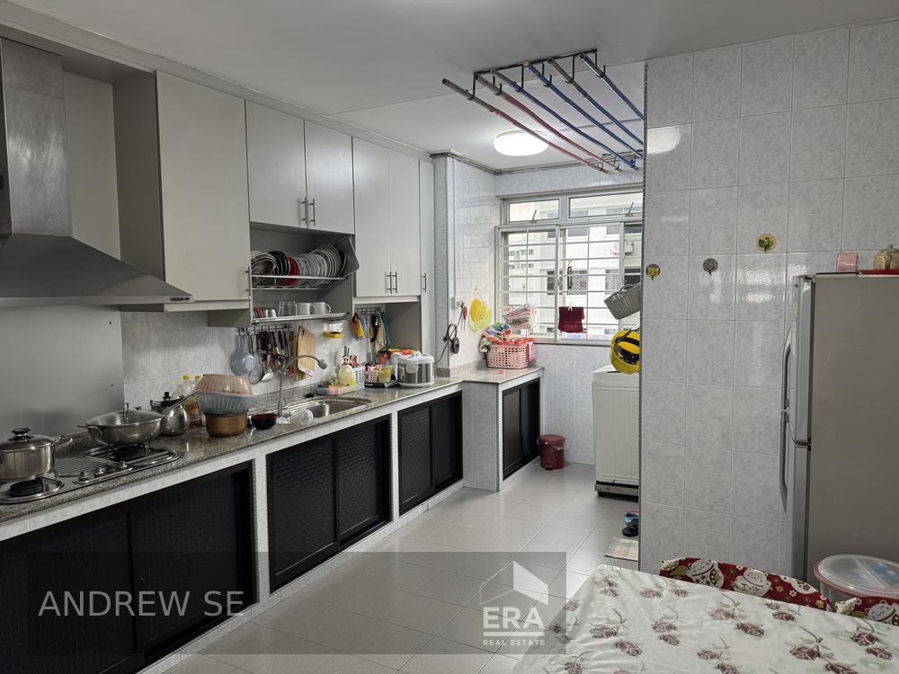 Rare High Floor 4a Model 1119sqf 3bedroom 2 Bathrms 650k to Close Only