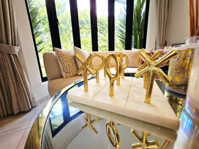 Prop-GPT: Detached: D21  sunset