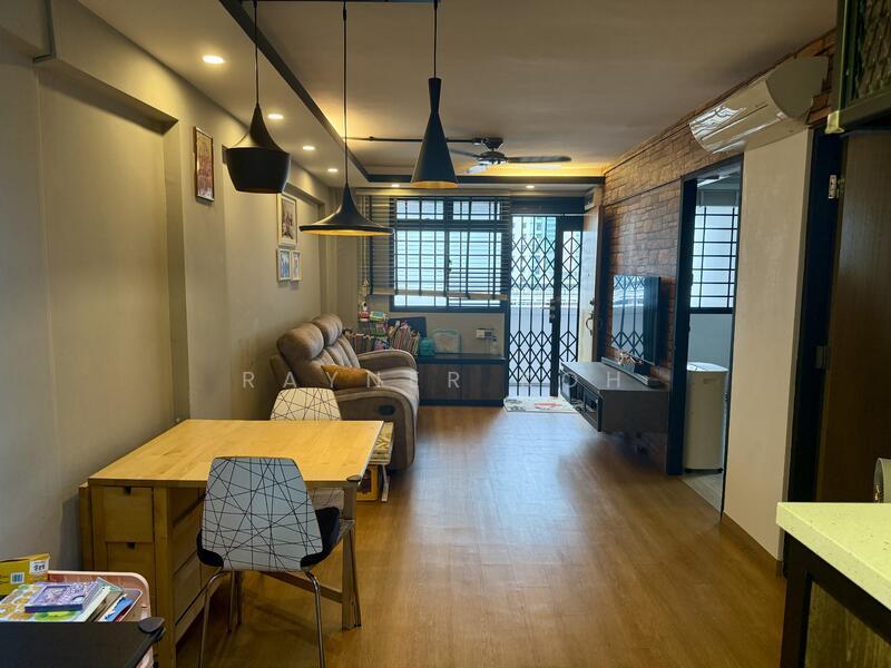 Prop-GPT: HDB Flat: D12 Toa Payoh 85A Lorong 4 Toa Payoh