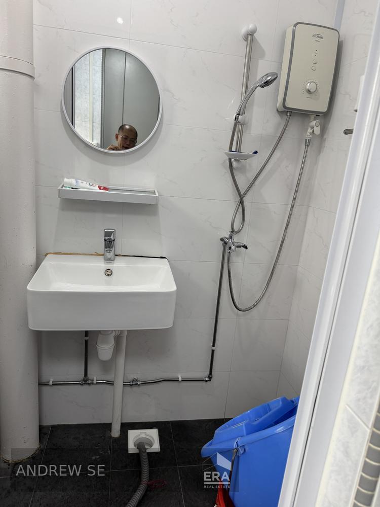 Tampines Street 84, Tampines, Singapore, D18, 520873