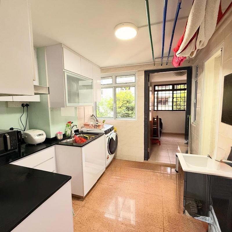 114 Lorong 1 Toa Payoh HDB Apartment For Sale, $379,999, 3 Bed 1 Bath 700 sqft $543.00 psf