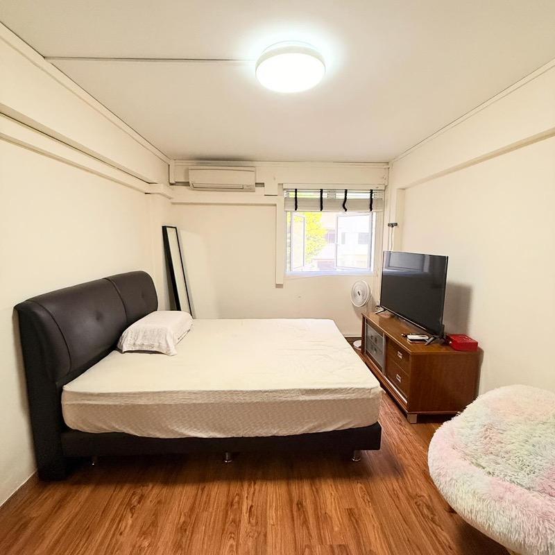 114 Lorong 1 Toa Payoh HDB Apartment For Sale, $379,999, 3 Bed 1 Bath 700 sqft $543.00 psf