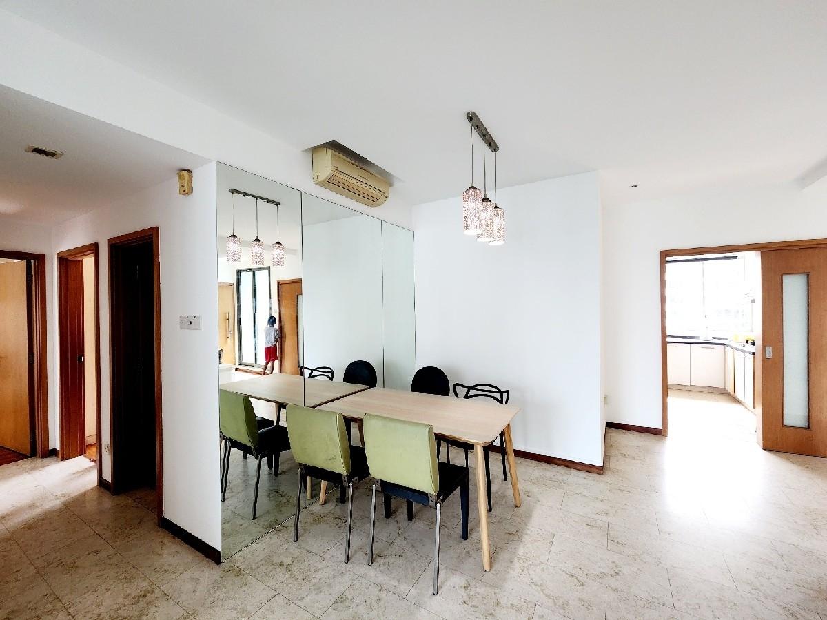 The Quintet Condominium For Sale, $1,550,000, 3 Bed 3 Bath 1,292 sqft $1,200.00 psf