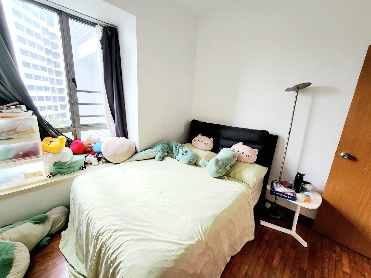 The Quintet Condominium For Sale, $1,550,000, 3 Bed 3 Bath 1,292 sqft $1,200.00 psf